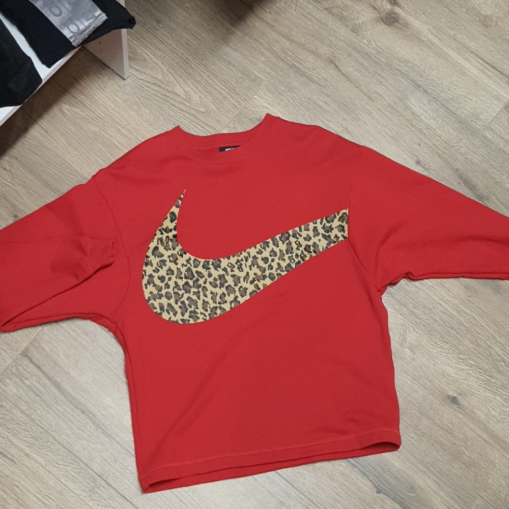 Nike Sweater